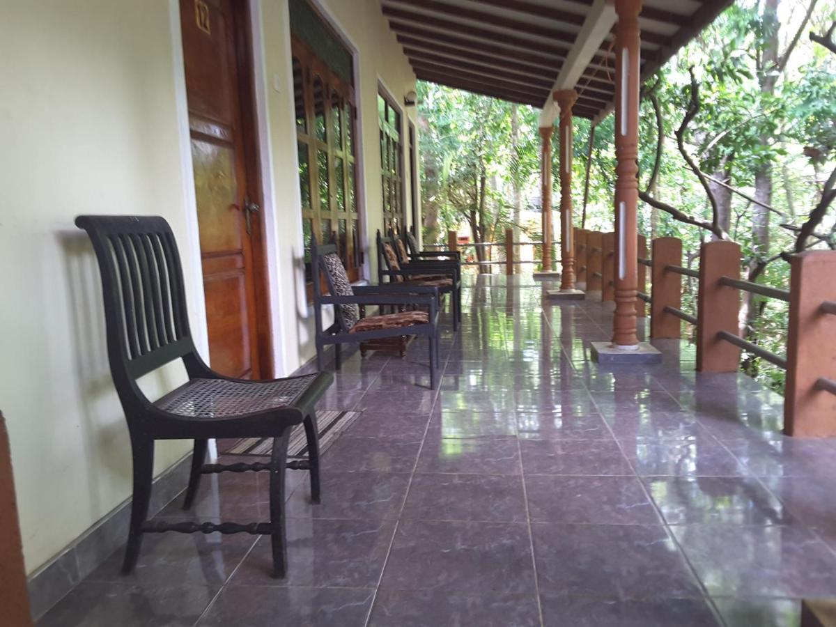Sigiri Holiday Inn Inamaluwa Extérieur photo