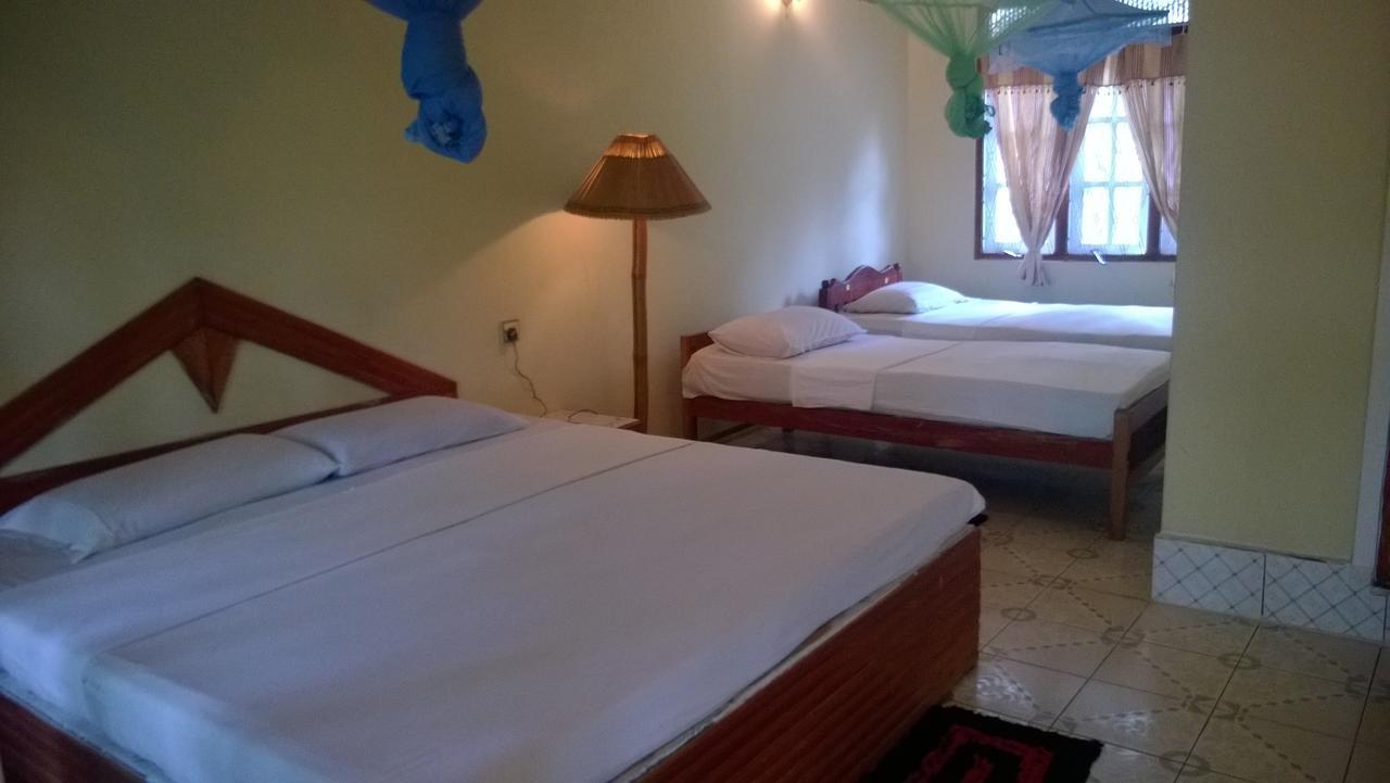 Sigiri Holiday Inn Inamaluwa Chambre photo
