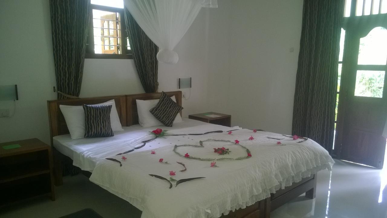 Sigiri Holiday Inn Inamaluwa Extérieur photo