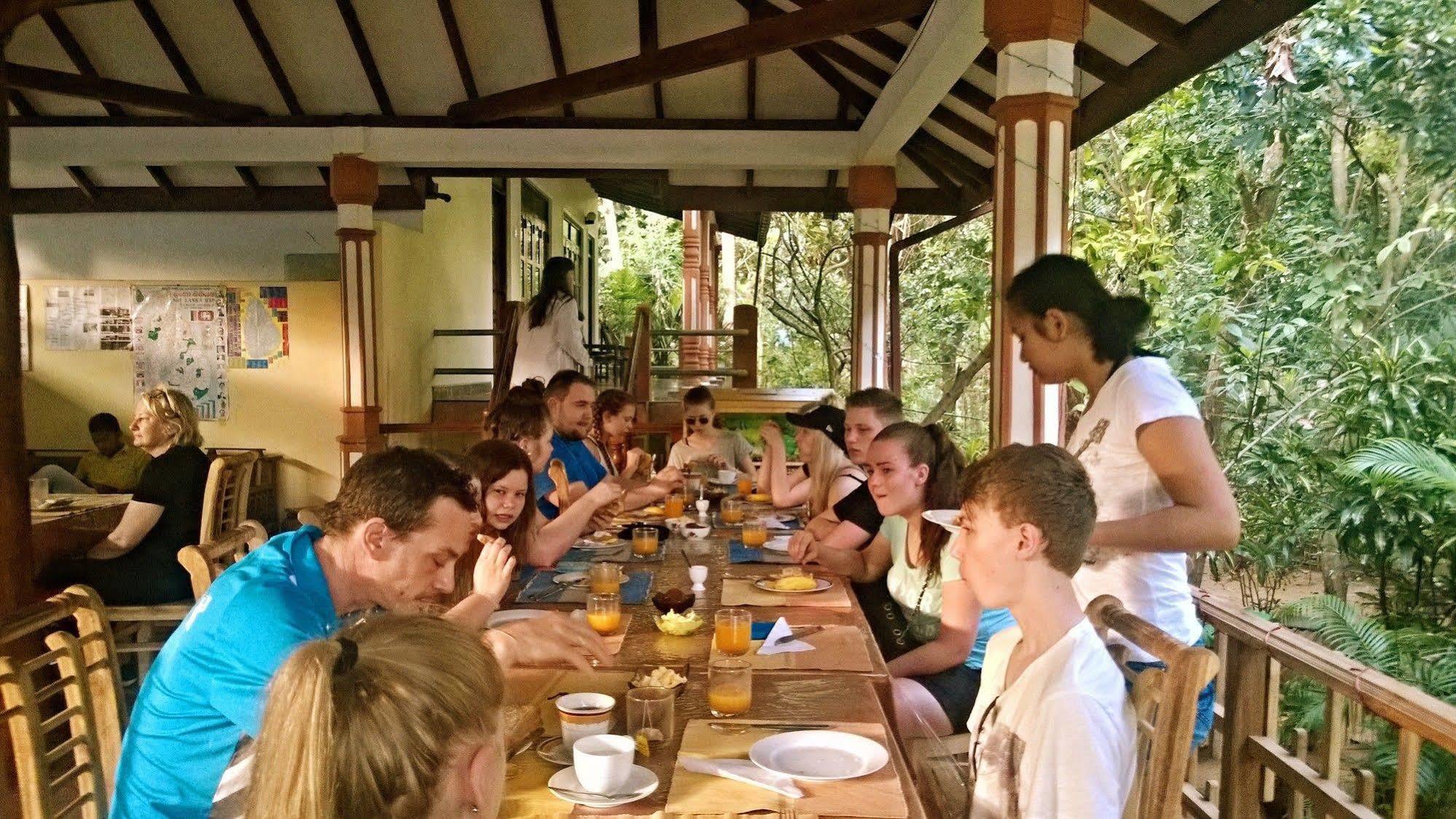 Sigiri Holiday Inn Inamaluwa Extérieur photo